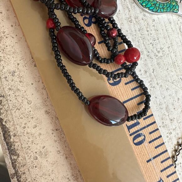 Garnet Red Faux pearl Acrylic Oval Bead Multi Strand Choker Necklace 18 inch - Picture 5 of 5